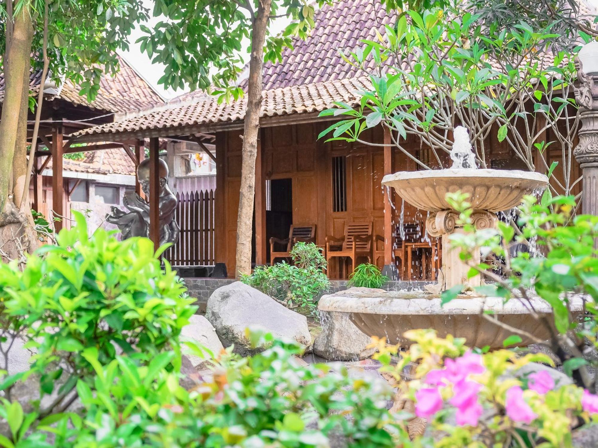 Pendhapa Art Space - Pas Limasan Homestay Prawirotaman Ngoại thất bức ảnh