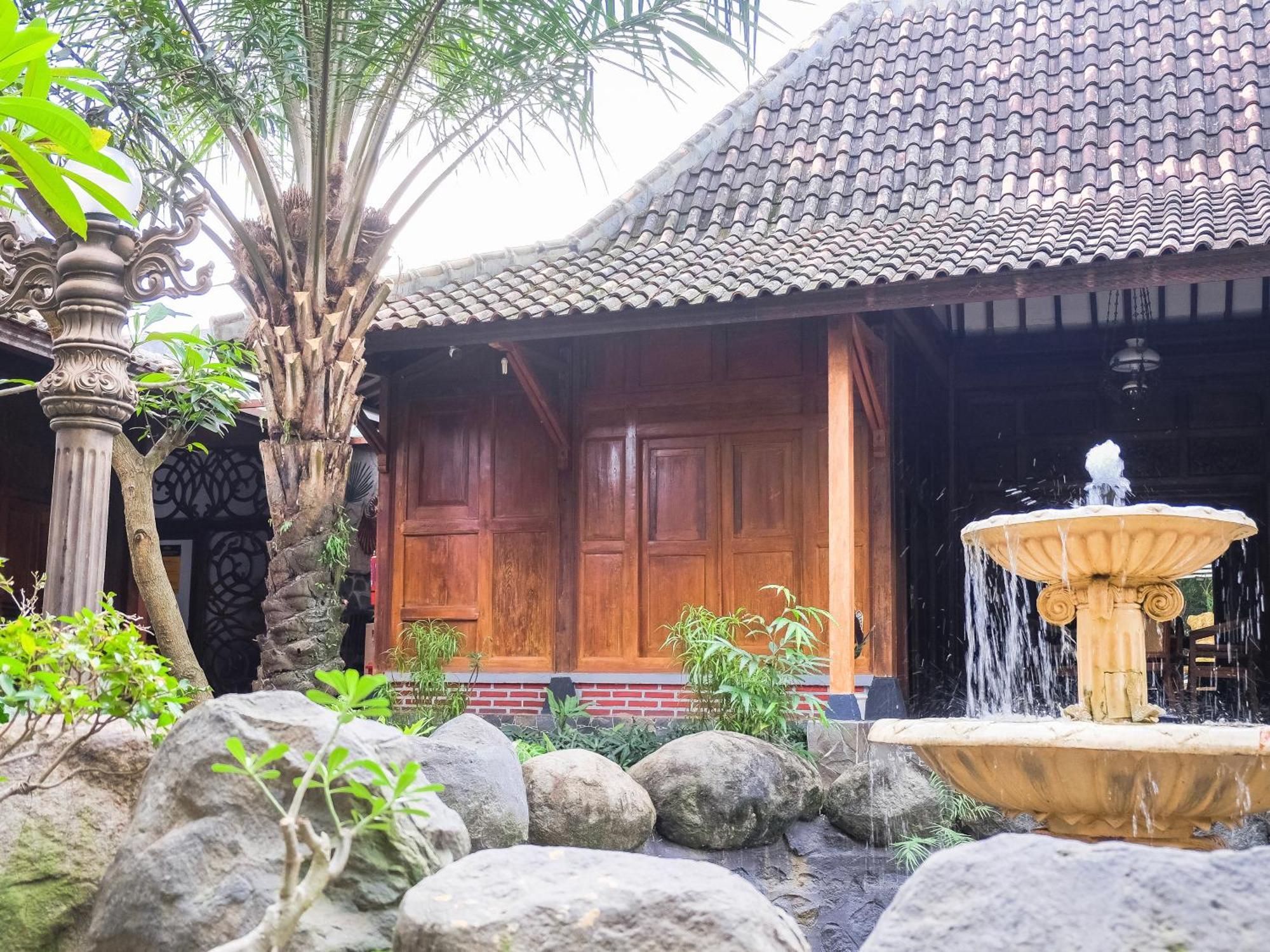 Pendhapa Art Space - Pas Limasan Homestay Prawirotaman Ngoại thất bức ảnh